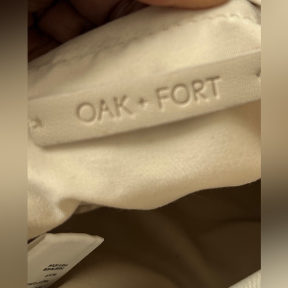 Oak + Fort Scrunch Top Clutch Sandstone - Picture 6 of 8